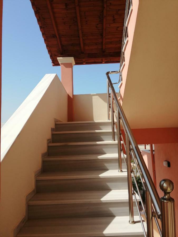 Helen'S House Apartment Ksamil Exterior photo